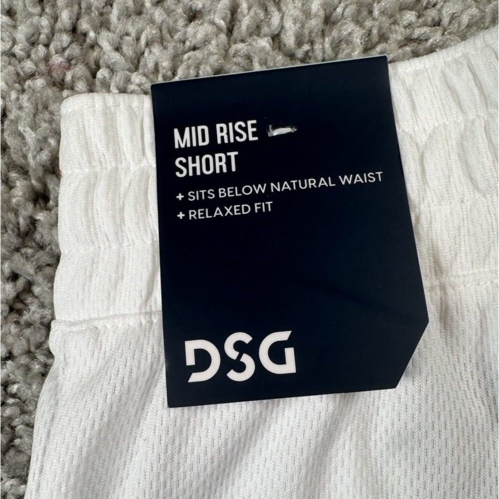 NEW DSG Girls Performance Mid Rise Mesh Athletic Shorts Pure White XL 16 - Picture 7 of 7